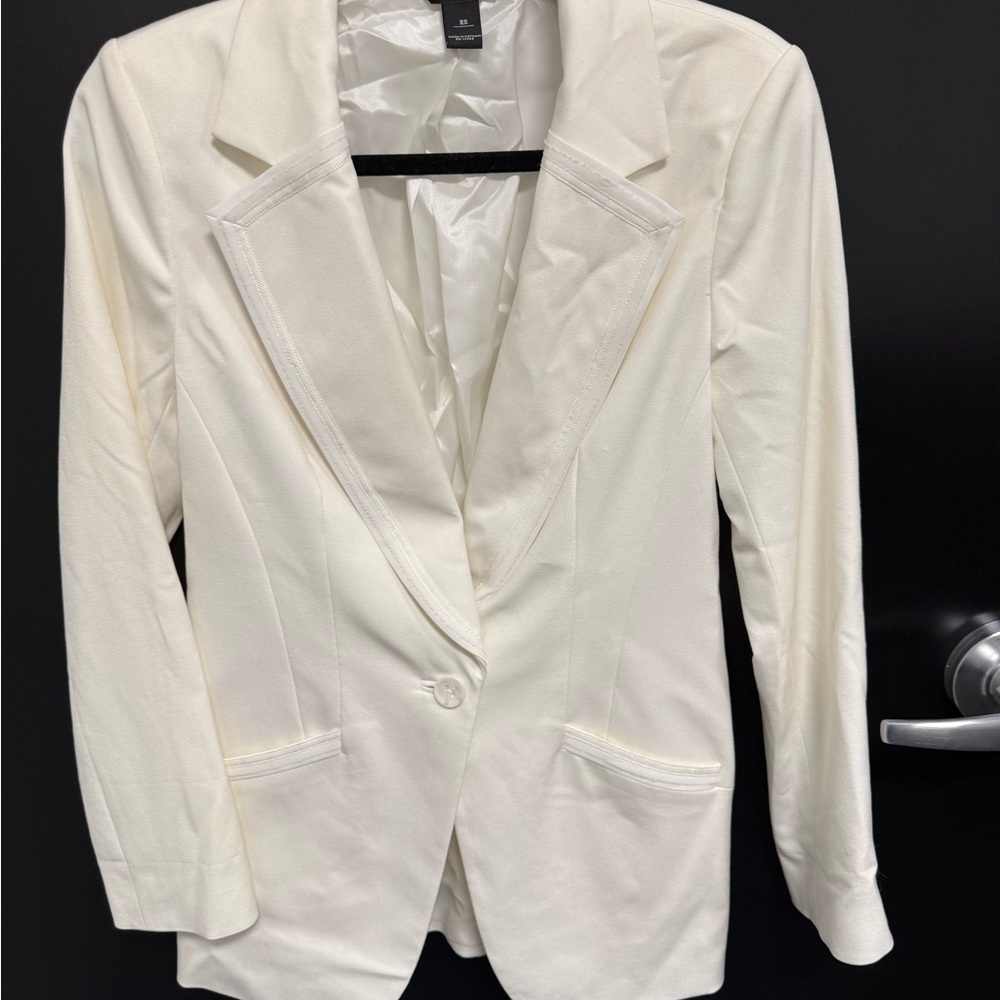 White House Black Market Chalk Blazer